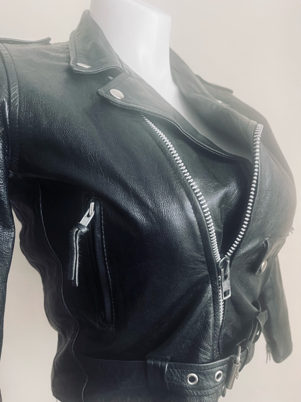 90s Unik Black Leather cropped Biker Jacket with Silver Zippers